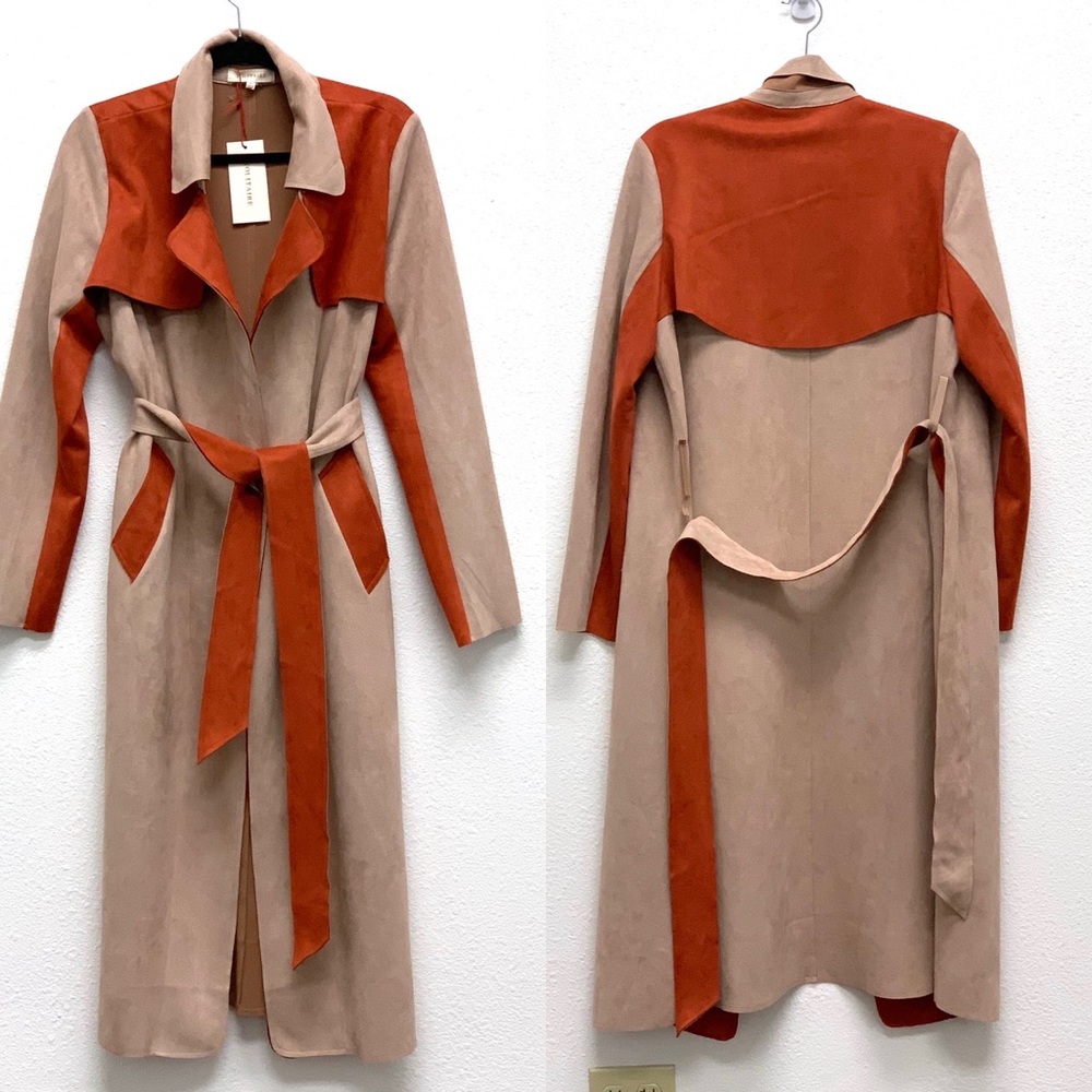 NWT Solitaire 100% Polyester Trench 🧡🧡